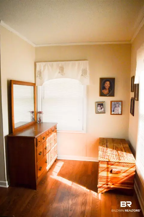 307 E Laurel St, Atmore, AL 36502 photo 20