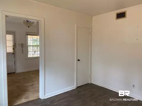 3151 S Angus Dr, Mobile, AL 36606 photo 5