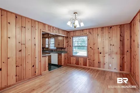 2762 Brevard Dr, Mobile, AL 36606 photo 4