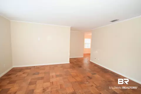 804 Nassau Dr, Mobile, AL 36608 photo 2