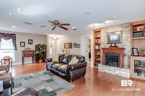 7701 N Tara Dr, Mobile, AL 36695 photo 6