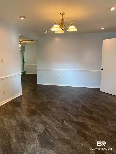 413 Mcqueen Ave, Mobile, AL 36609 photo 6