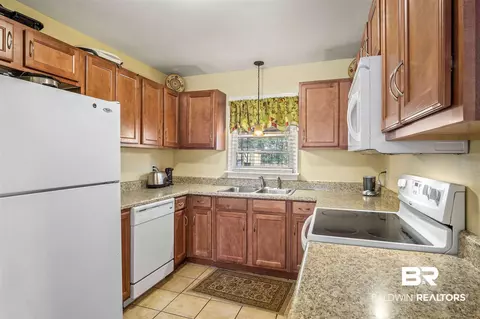 1574 Dover St, Mobile, AL 36618 photo 7