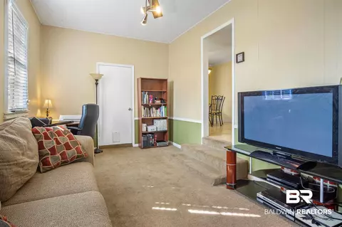 1574 Dover St, Mobile, AL 36618 photo 12