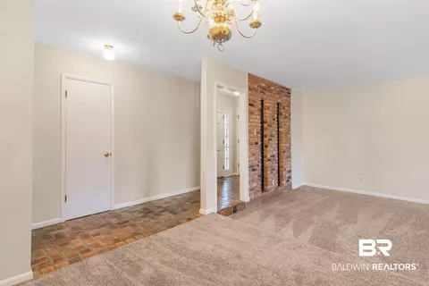 5420 Spring Dr, Mobile, AL 36693 photo 11