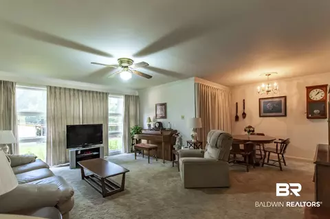 400 Thornton Pl, Mobile, AL 36609 photo 10
