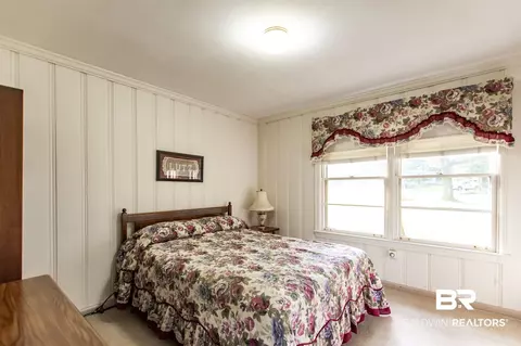 400 Thornton Pl, Mobile, AL 36609 photo 21