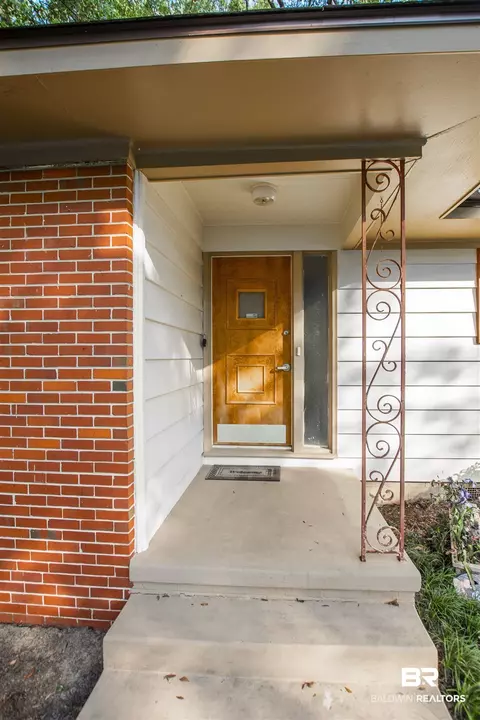 400 Thornton Pl, Mobile, AL 36609 photo 7