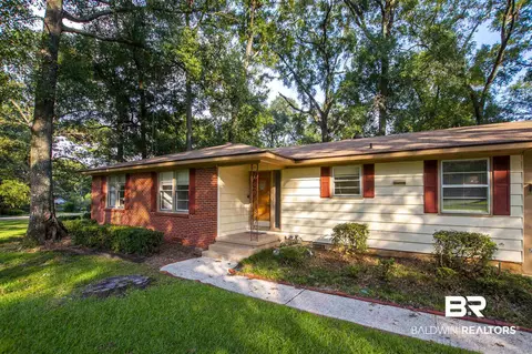 400 Thornton Pl, Mobile, AL 36609 photo 4