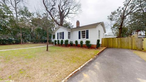 9 York Pl, Mobile, AL 36608 photo 2