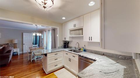 9 York Pl, Mobile, AL 36608 photo 11