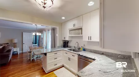 9 York Pl, Mobile, AL 36608 photo 11