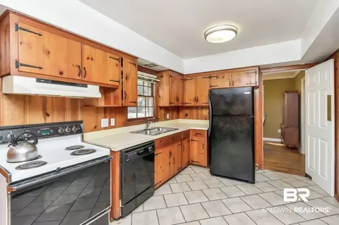 17 W Chadwick Dr, Mobile, AL 36606 photo 8
