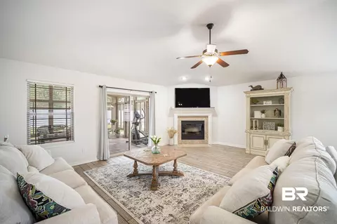 145 Meadow Run Loop, Foley, AL 36535 photo 5