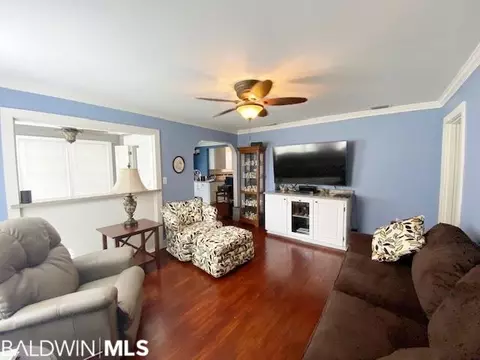 128 Margaret St, Mobile, AL 36607 photo 3