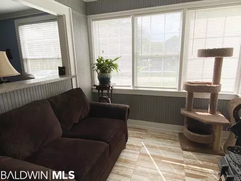 128 Margaret St, Mobile, AL 36607 photo 8