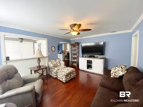 128 Margaret St, Mobile, AL 36607 photo 3