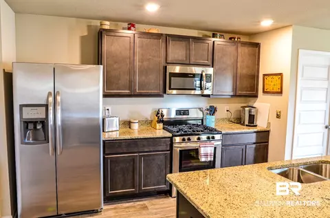 8347 Harmon St, Daphne, AL 36526 photo 3