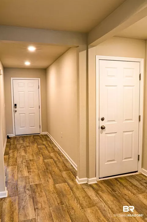 8347 Harmon St, Daphne, AL 36526 photo 2