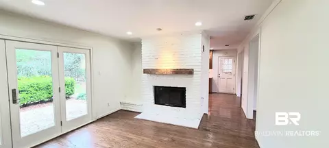 150 W Conway Dr, Mobile, AL 36608 photo 2