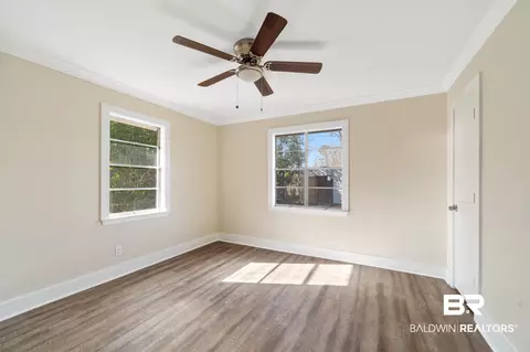 613 E Myrtle Ave, Foley, AL 36535 photo 11