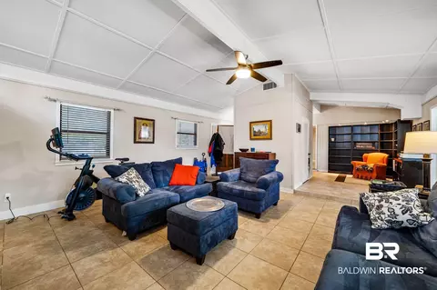 366 N Wacker Ln, Mobile, AL 36608 photo 6