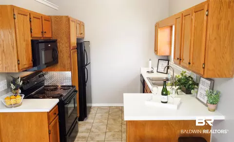 9459 N Copperfield Dr, Mobile, AL 36608 photo 6