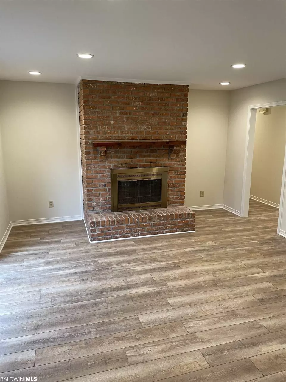  954 Diehl Ave, Fairhope, AL 36532 photo 4