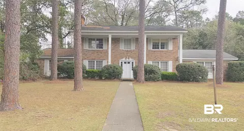 1124 W Chalet Dr, Mobile, AL 36608 photo 1