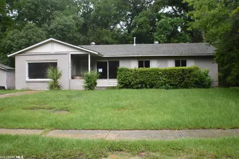 1518 Devonshire Dr, Mobile, AL 36605 photo 1
