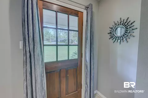 586 Stuart St, Daphne, AL 36526 photo 7
