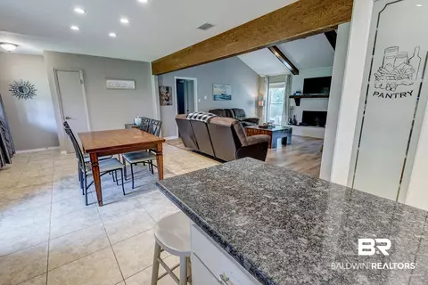 586 Stuart St, Daphne, AL 36526 photo 17