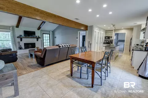 586 Stuart St, Daphne, AL 36526 photo 11
