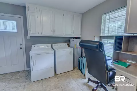 586 Stuart St, Daphne, AL 36526 photo 16