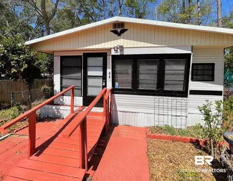 445 Elberta Loop, Lillian, AL 36549 photo 1