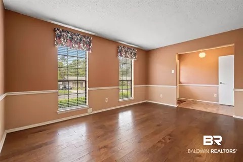 5233 Wilhelm Dr, Mobile, AL 36618 photo 9