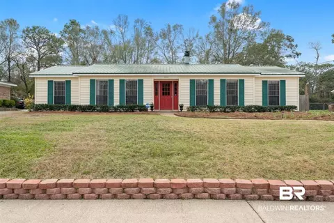 5233 Wilhelm Dr, Mobile, AL 36618 photo 1