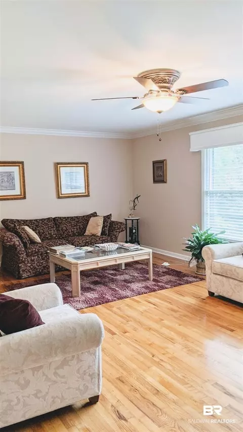 548 W Cedar St, Jackson, AL 36545 photo 4