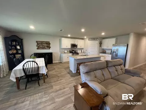 8305 Harmon St, Daphne, AL 36526 photo 3