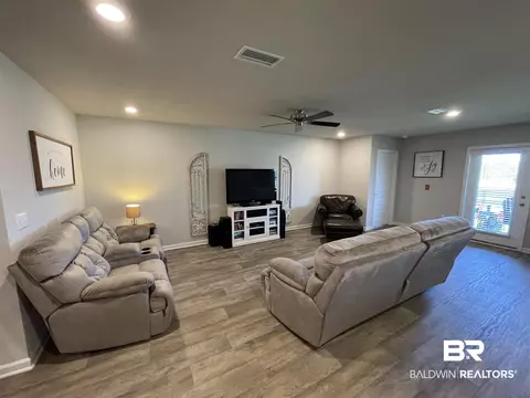8305 Harmon St, Daphne, AL 36526 photo 10