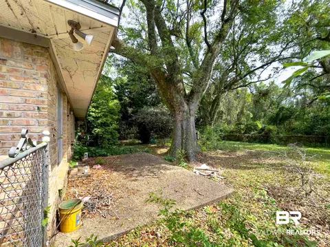 6351 Old Shell Rd, Mobile, AL 36608 photo 9