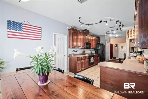 10186 Summerlake Dr, Mobile, AL 36608 photo 8