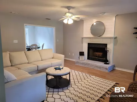 433 S Section St, Fairhope, AL 36532 photo 2