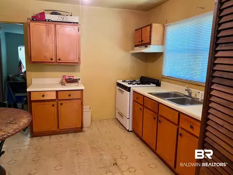 1559 Basil St, Mobile, AL 36603 photo 10
