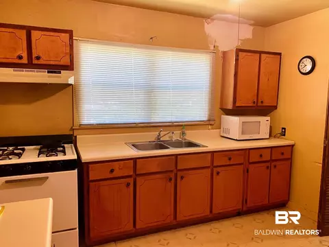 1559 Basil St, Mobile, AL 36603 photo 9