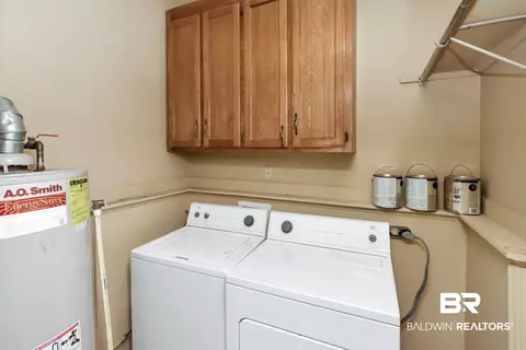 62 Sherwood Dr, Mobile, AL 36606 photo 14