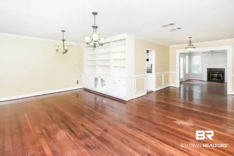 62 Sherwood Dr, Mobile, AL 36606 photo 5