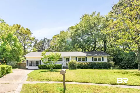 62 Sherwood Dr, Mobile, AL 36606 photo 1