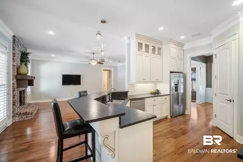 910 Main St, Daphne, AL 36526 photo 12