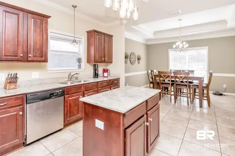 1005 Linlen Ave, Mobile, AL 36609 photo 12